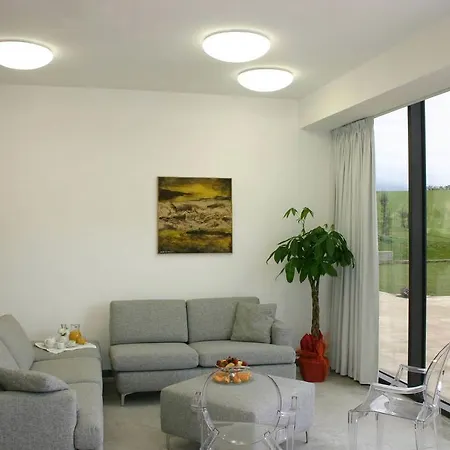 Relais D'assio 4* Labro