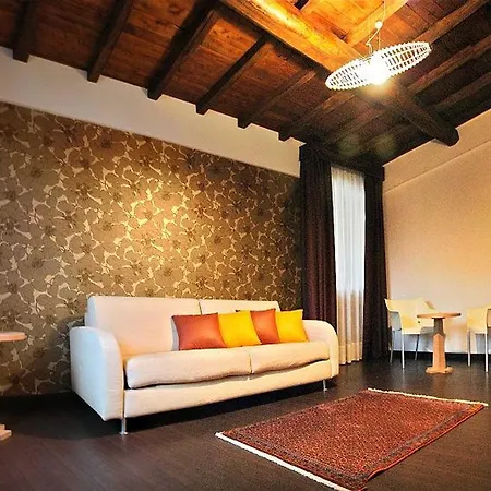 Relais D'assio Hotel Labro