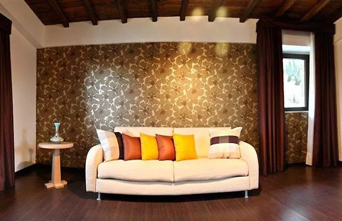 Relais D'assio 4* Labro